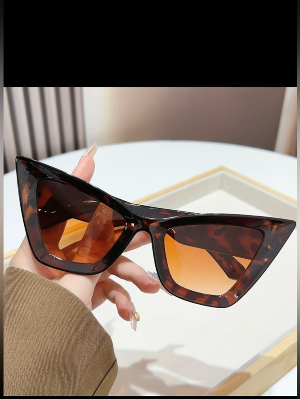 Affordable Fashion Finds Tortoiseshell Cat-Eye Sunglasses - Brown Lenses